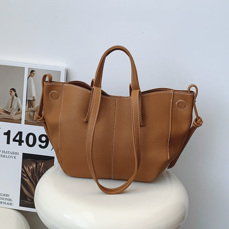 ABBY Boat Style Designer Wrist Handbag Leather Totes Bloomyin